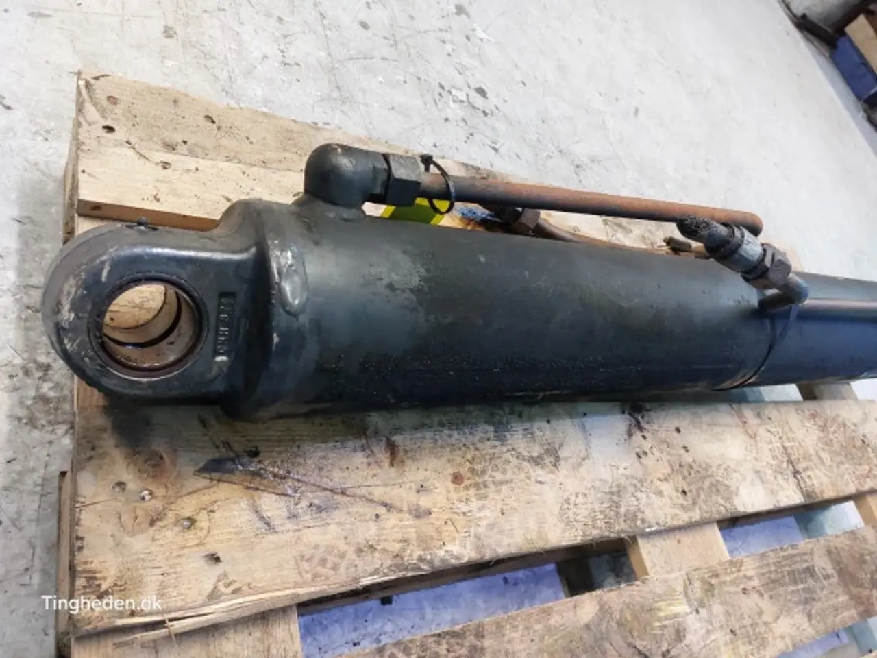 Billede 10 - New Holland LB110 Cylinder 85800830