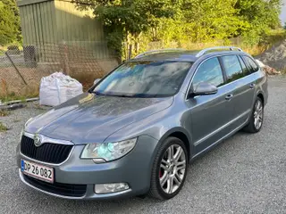 Skoda Superb Veludstyret Nummer 42302170