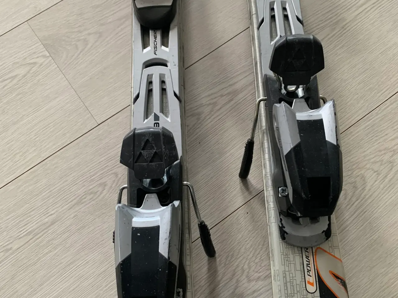 Billede 2 - God allround ski