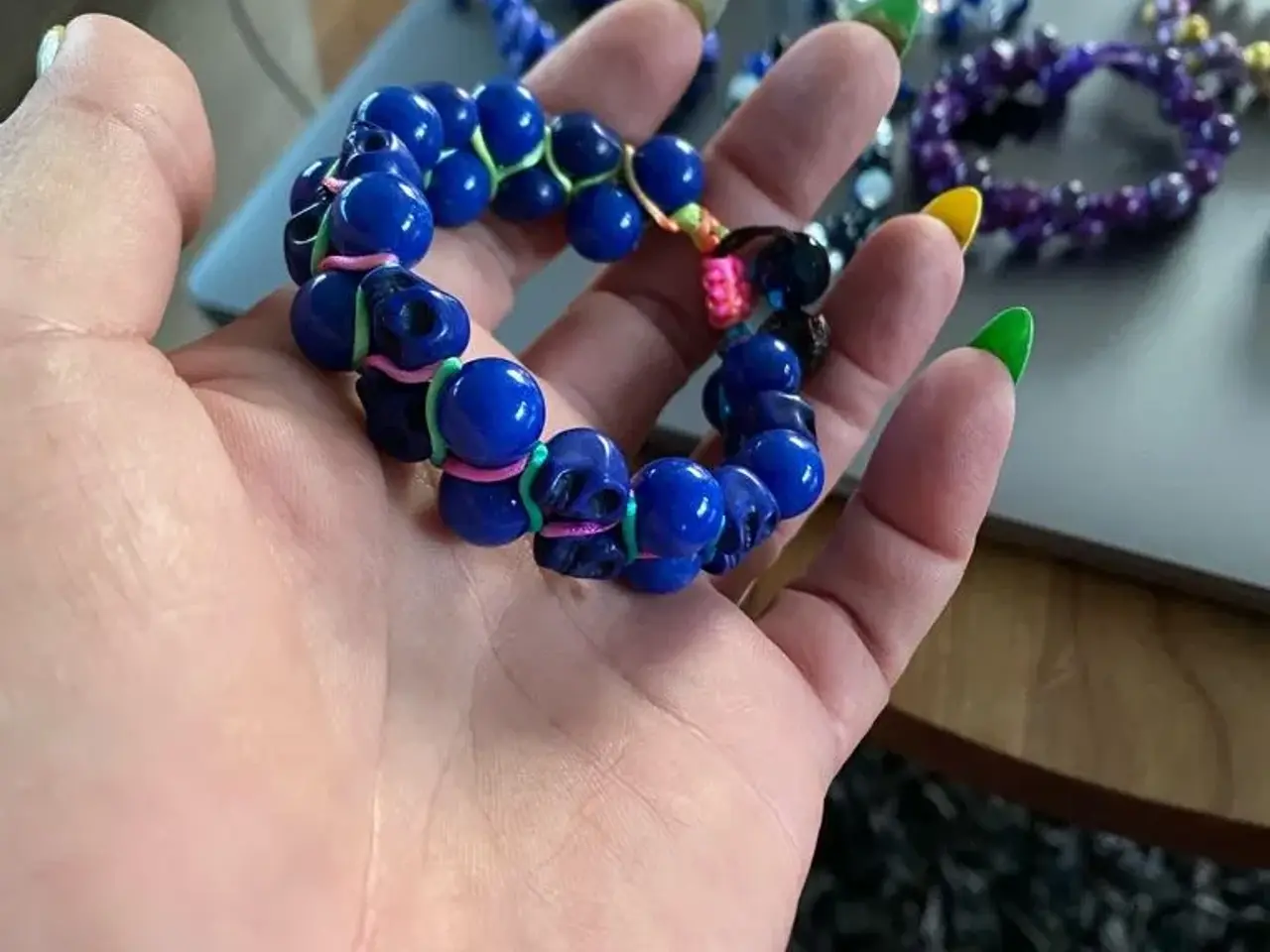 Billede 3 - Nye knyttede armbånd