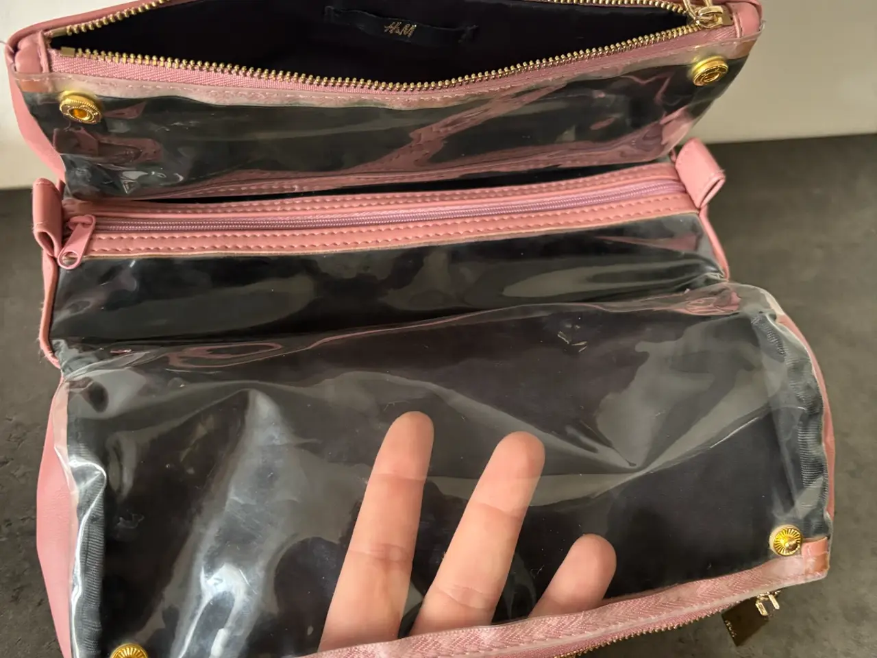 Billede 4 - Rosa H&M makeup taske/kosmetik taske