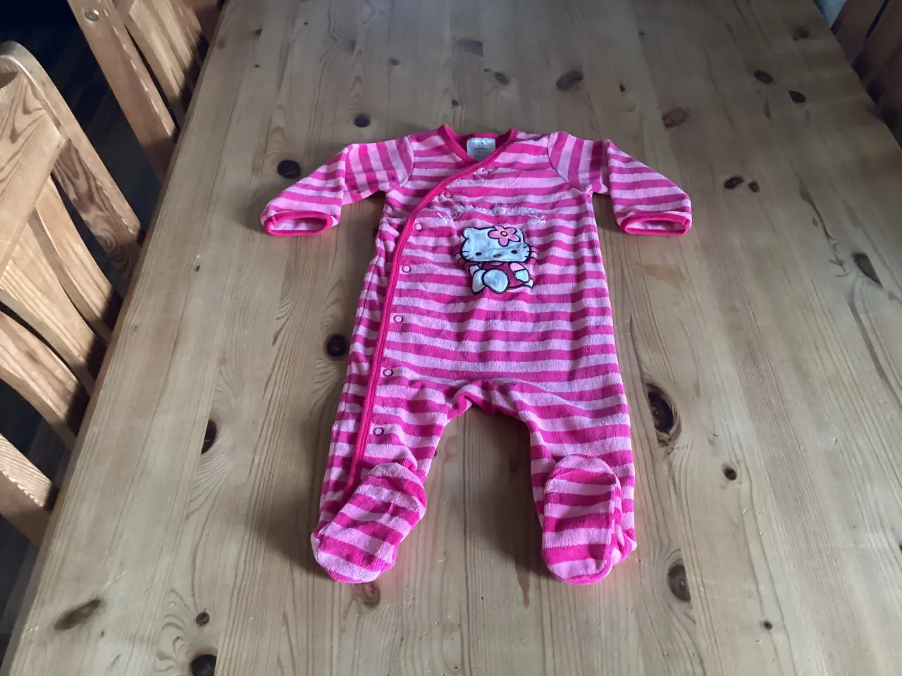 Billede 9 - Hello Kitty, Bikini,er / Toilet Tasker, Tøj Forsk