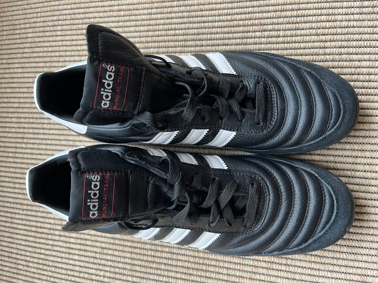 Billede 1 - Adidas Mundial fodboldsko størrelse EU 42 (UK 8)