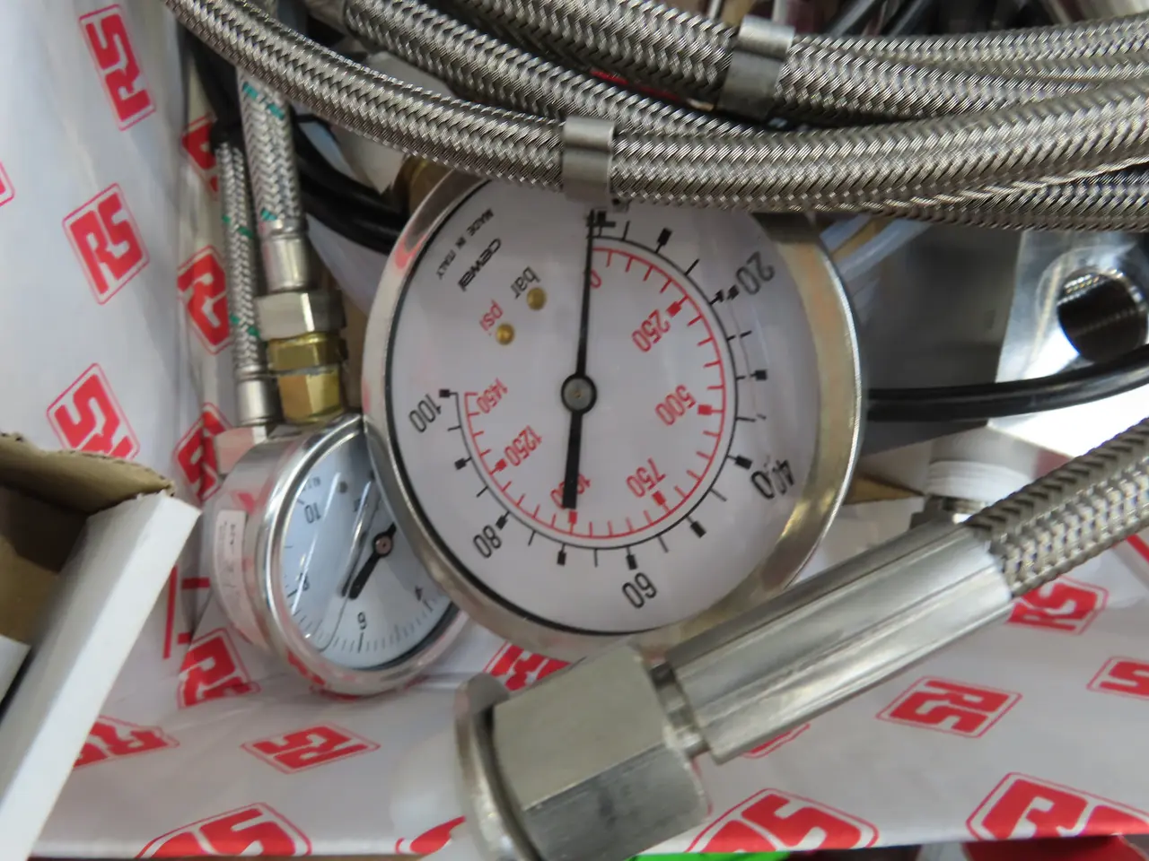 Billede 16 - Palle med div. fittings m.m.