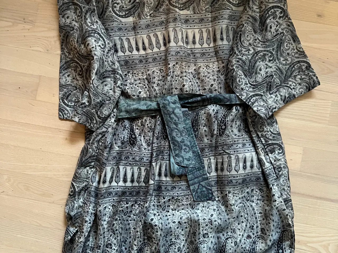 Billede 1 - Kimono fra WAUW