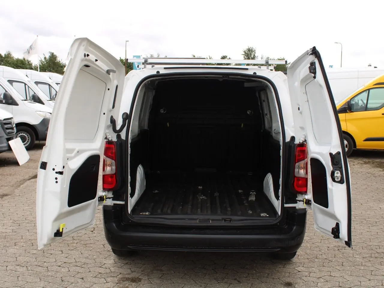 Billede 9 - Peugeot Partner 1,5 BlueHDi 100 L2V2 Plus Van