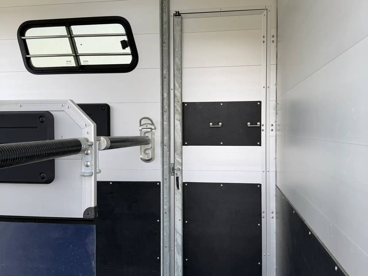 Billede 13 - Böckmann Portax L – 2024 – 2.700 kg – video/bakkam