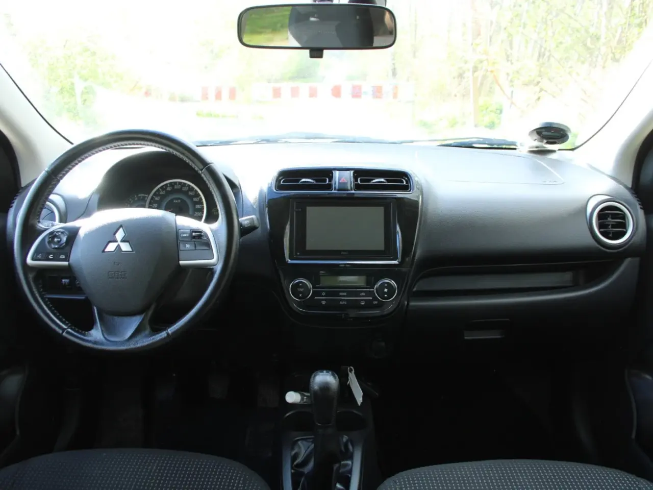 Billede 9 - Mitsubishi Space Star 1,2 Black & White