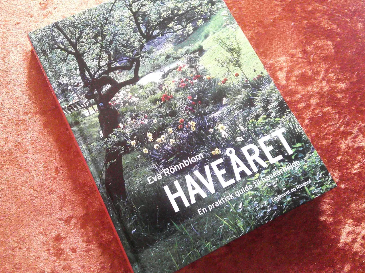 Billede 1 - Haveåret, Eva Rönnblom,