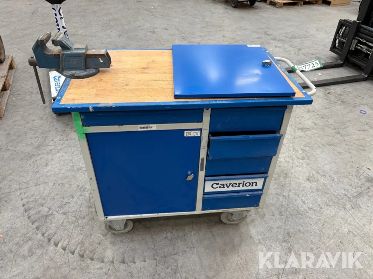 Billede 9 - Værkstedsvogn/arbejdsbord på hjul.