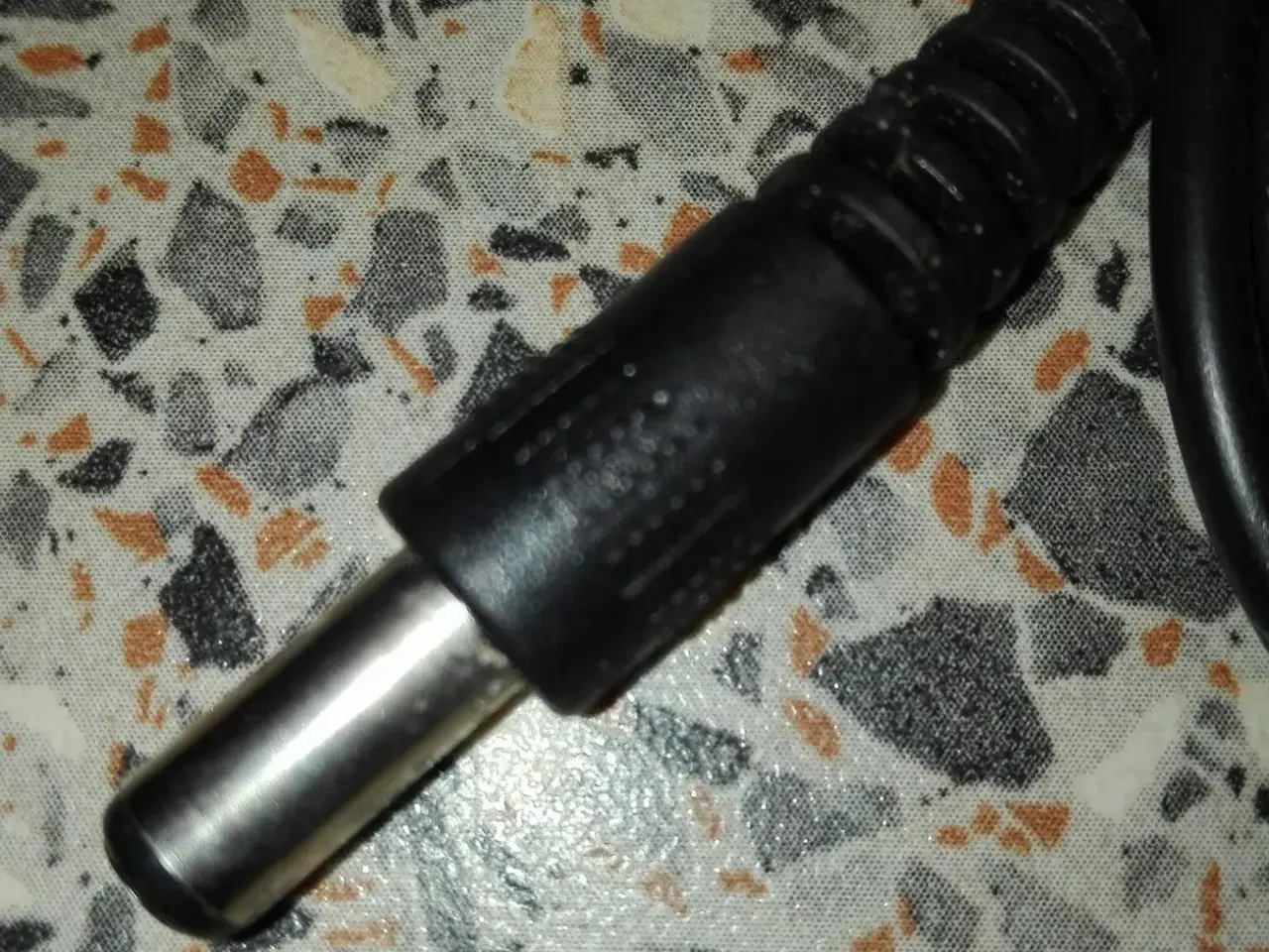 Billede 2 - Lader med stort stik
