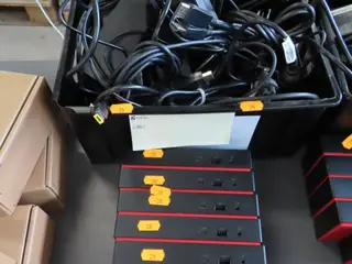 6 stk. Docikngstationer LENOVO thinkpad universal usb-c dock
