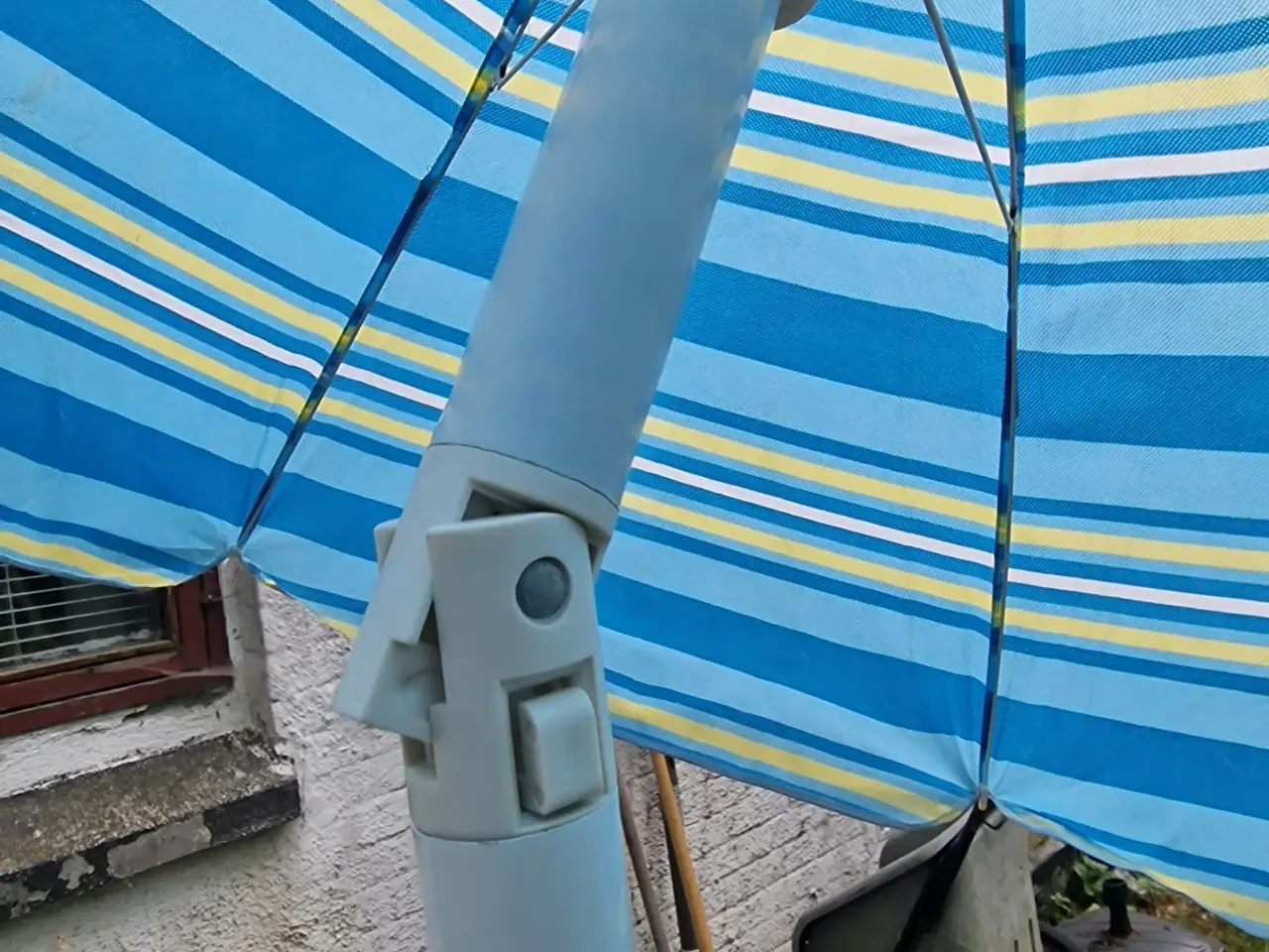 Billede 3 - Parasol med knæk 