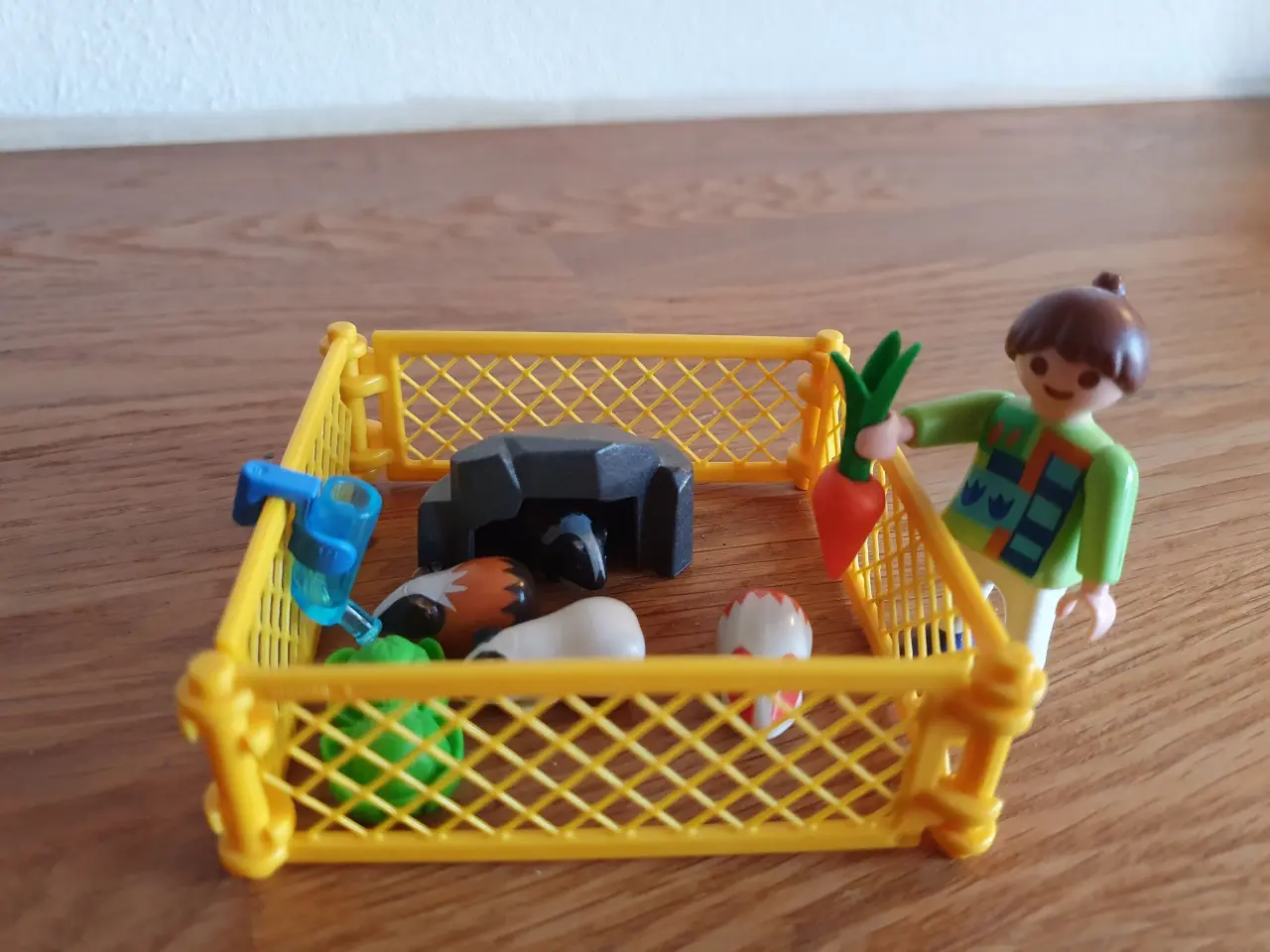 Billede 2 - Playmobil:Camping, dinosaurer, julemandens værkste