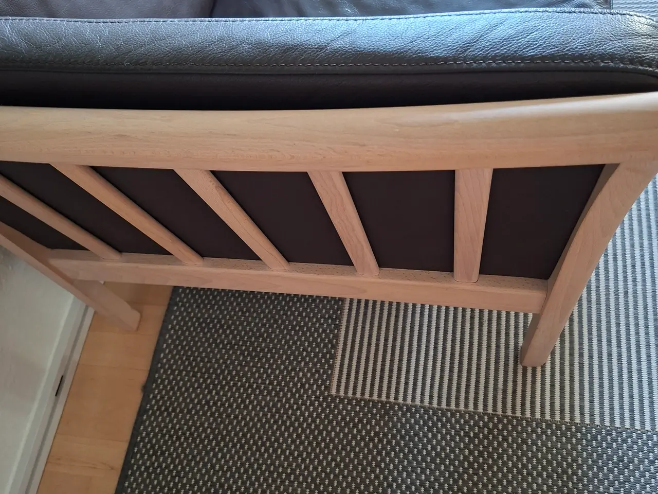 Billede 2 - Lædersofa i mørke brunt læder 