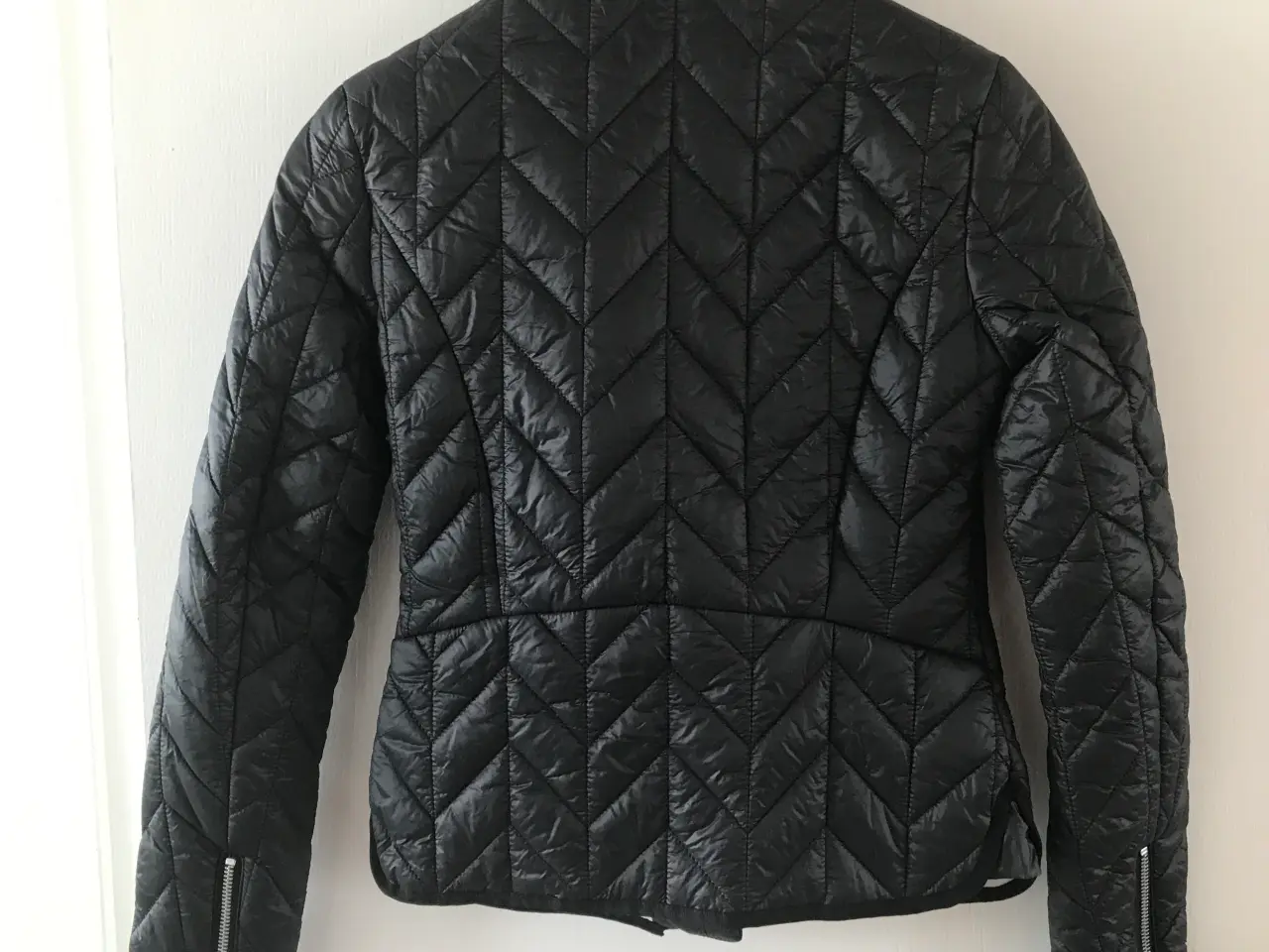 Billede 2 - Ny: sort Birger Et Mikkelsen dunjakke str 32