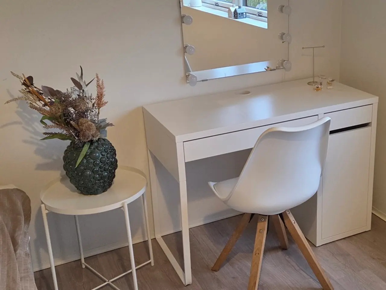 Billede 2 - Skrivebord Ikea Micke 105x50