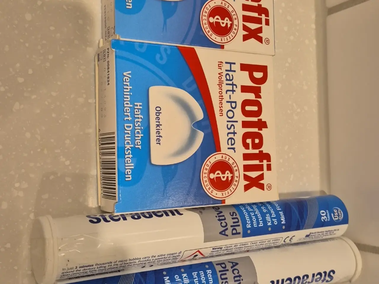 Billede 1 - Protefix puder og rense tabletter 