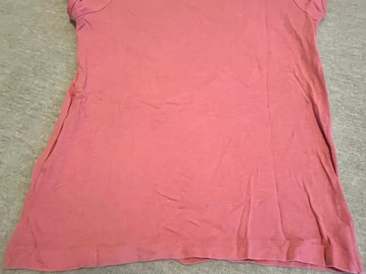 Billede 2 - Bluse fra H&M.