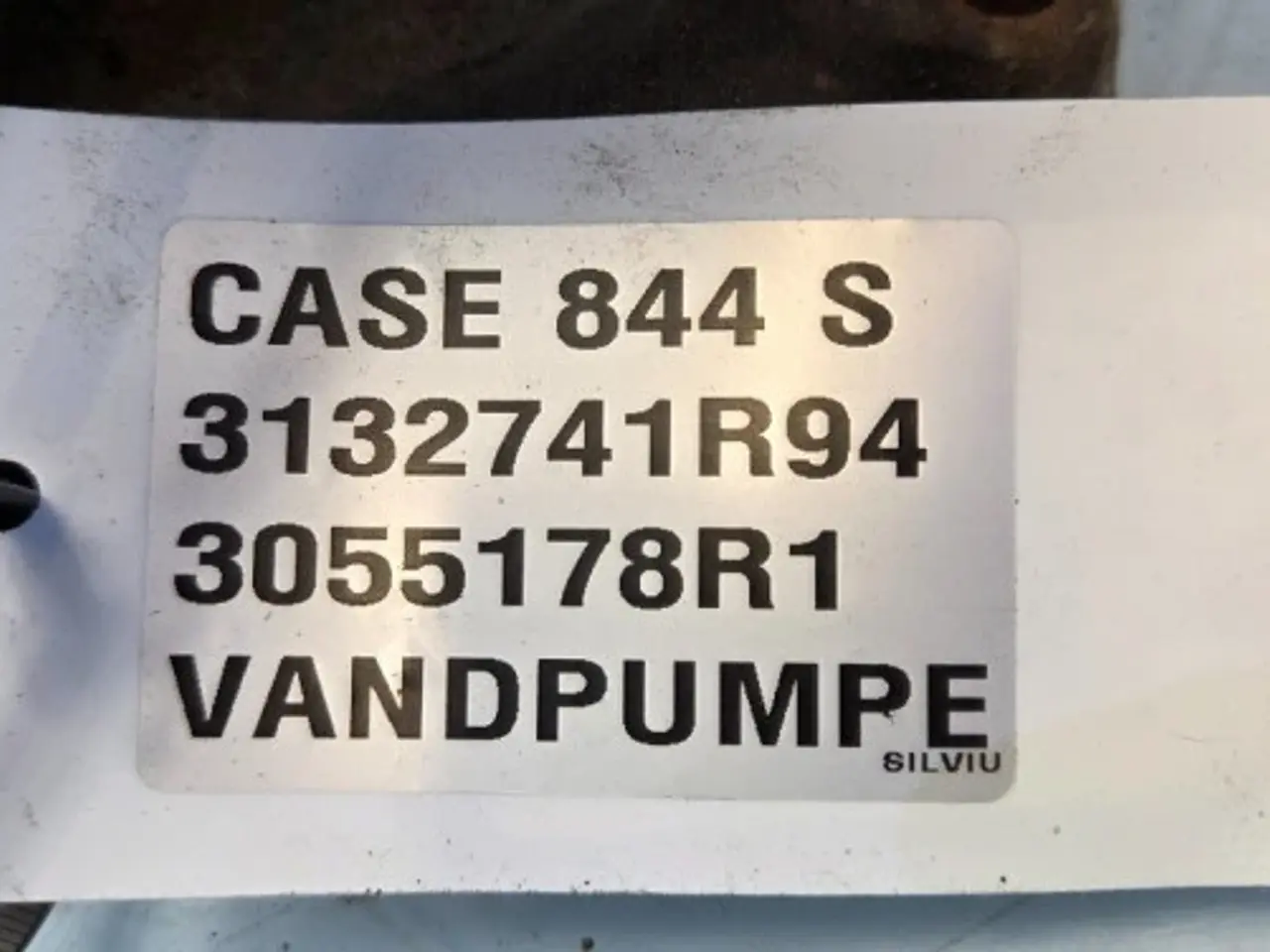 Billede 13 - Case D268 Vandpumpe 3132741R94