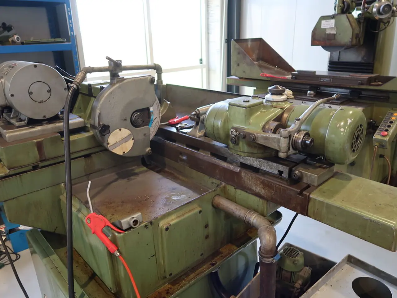 Billede 3 - Universal cylindrical grinder H.TSCHUDIN HTG 400