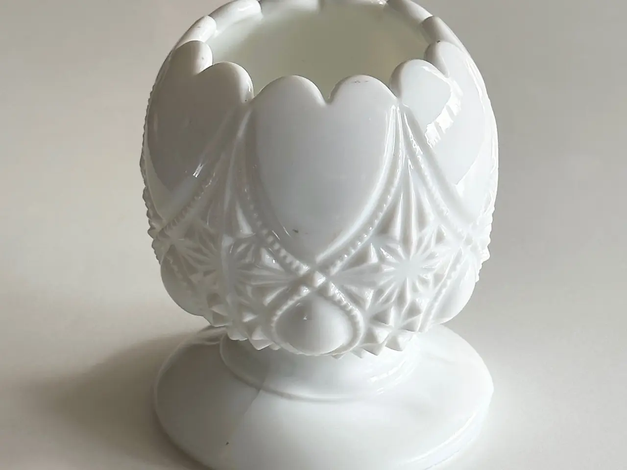 Billede 2 - Vase, opalineglas