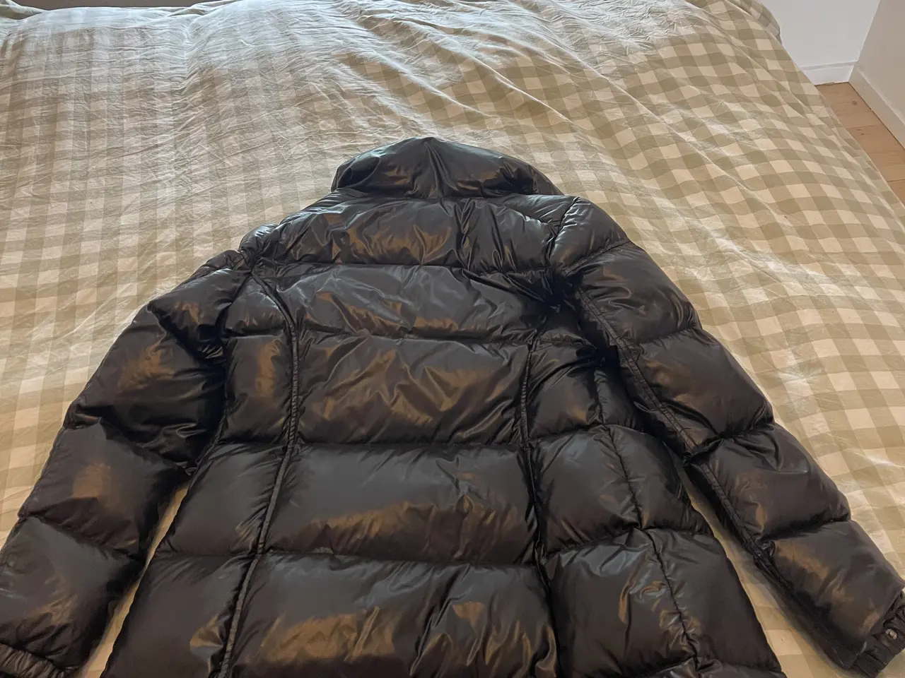 Billede 5 - Moncler dame jakke sort Lang
