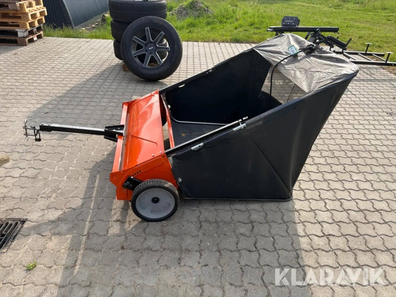 Billede 2 - Græsopsamler HUSQVARNA 44” High Speed