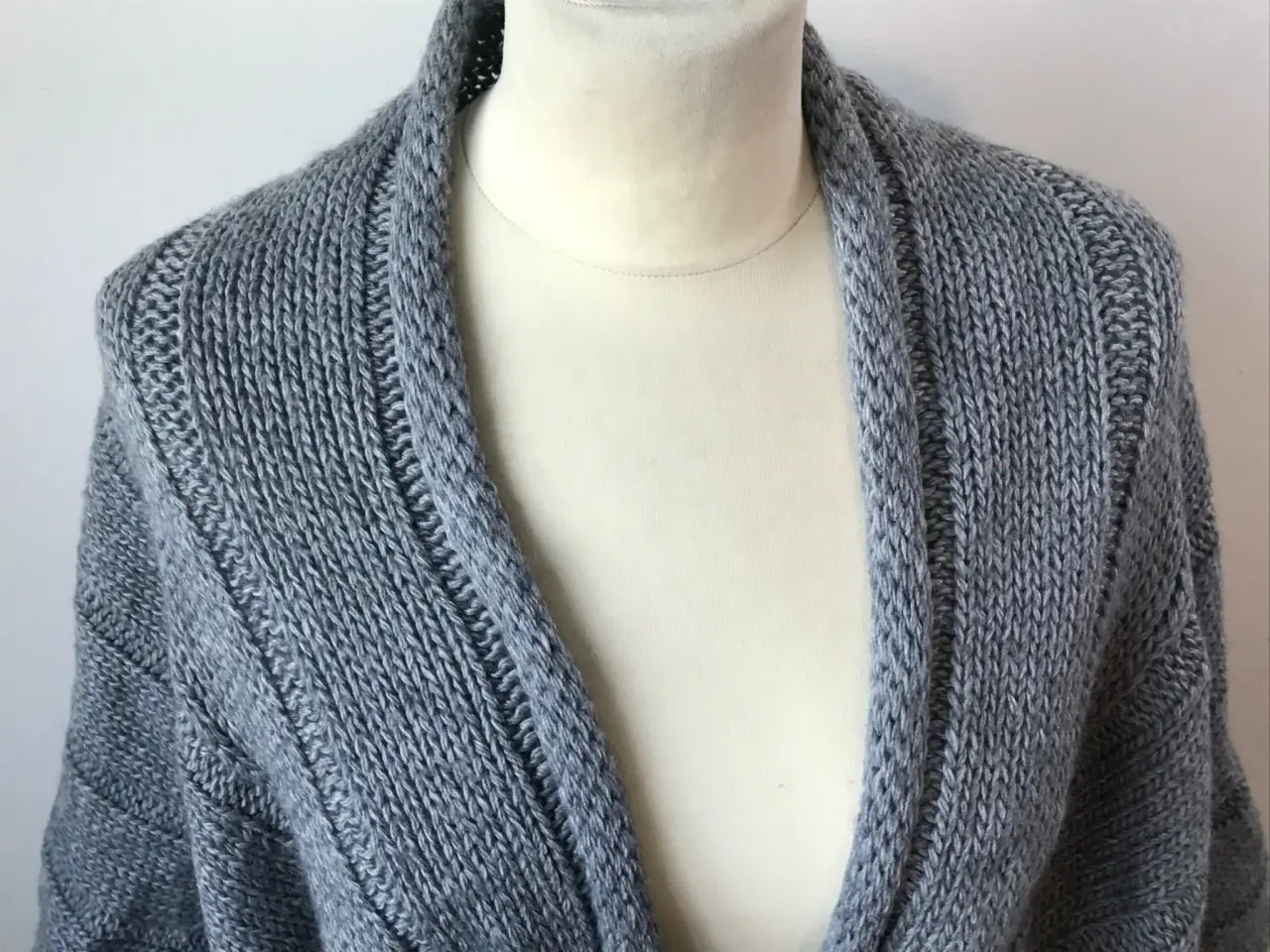 Billede 2 - Emporio Armani, sjal, str one size
