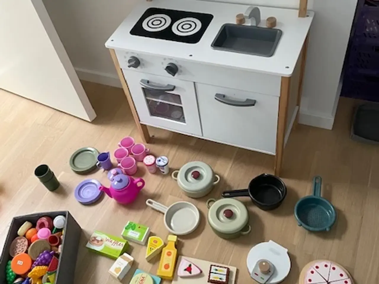 Billede 1 - IKEA køkken børn