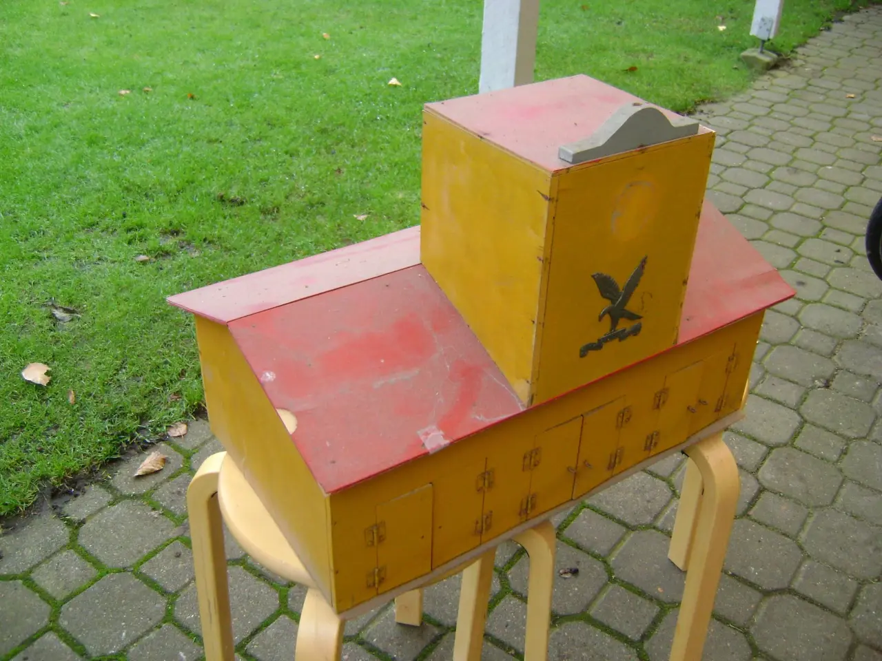 Billede 2 - Retro Falck Station 