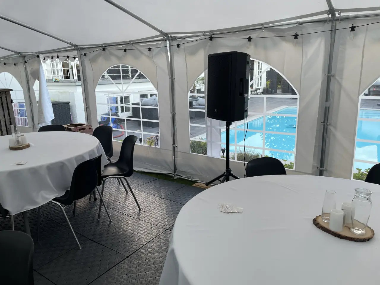 Billede 3 - Udlejning af partytelt 8x10m