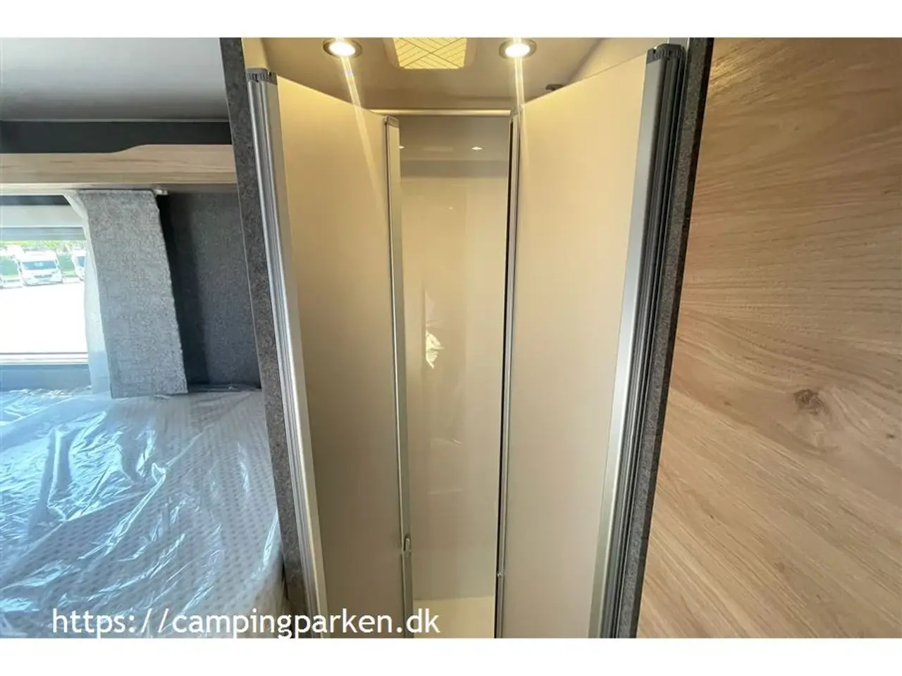 Billede 13 - 2024 - Dethleffs Just GO T7055 EB Lækker Dethleffs autocamper med enkeltsenge, automatgear og masser af udstyr