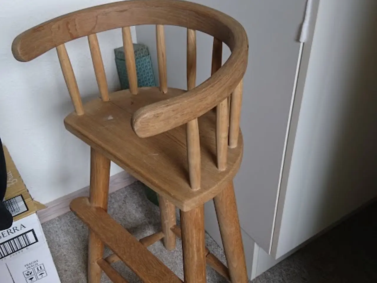 Billede 2 - Designer højstol i egetræ
