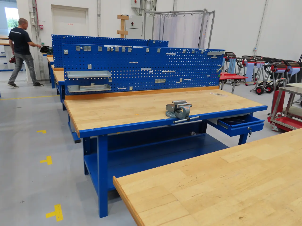 Billede 1 - Arbejdsbord med skruestik RIDGID Junior 140