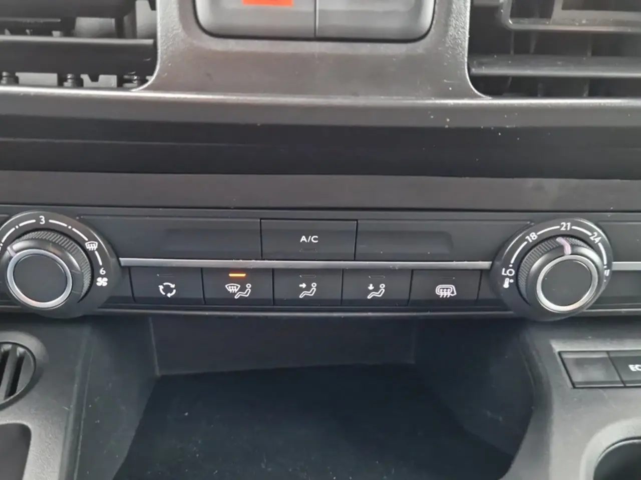Billede 19 - Peugeot Partner 1,5 BlueHDi 130 L1V1 Ultimate EAT8 Van