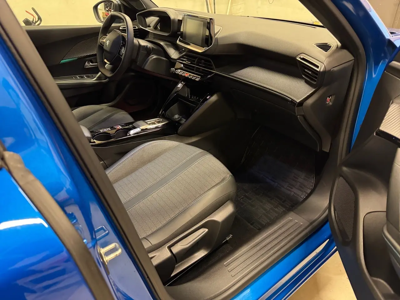 Billede 15 - Peugeot e-2008 50 Allure Pack