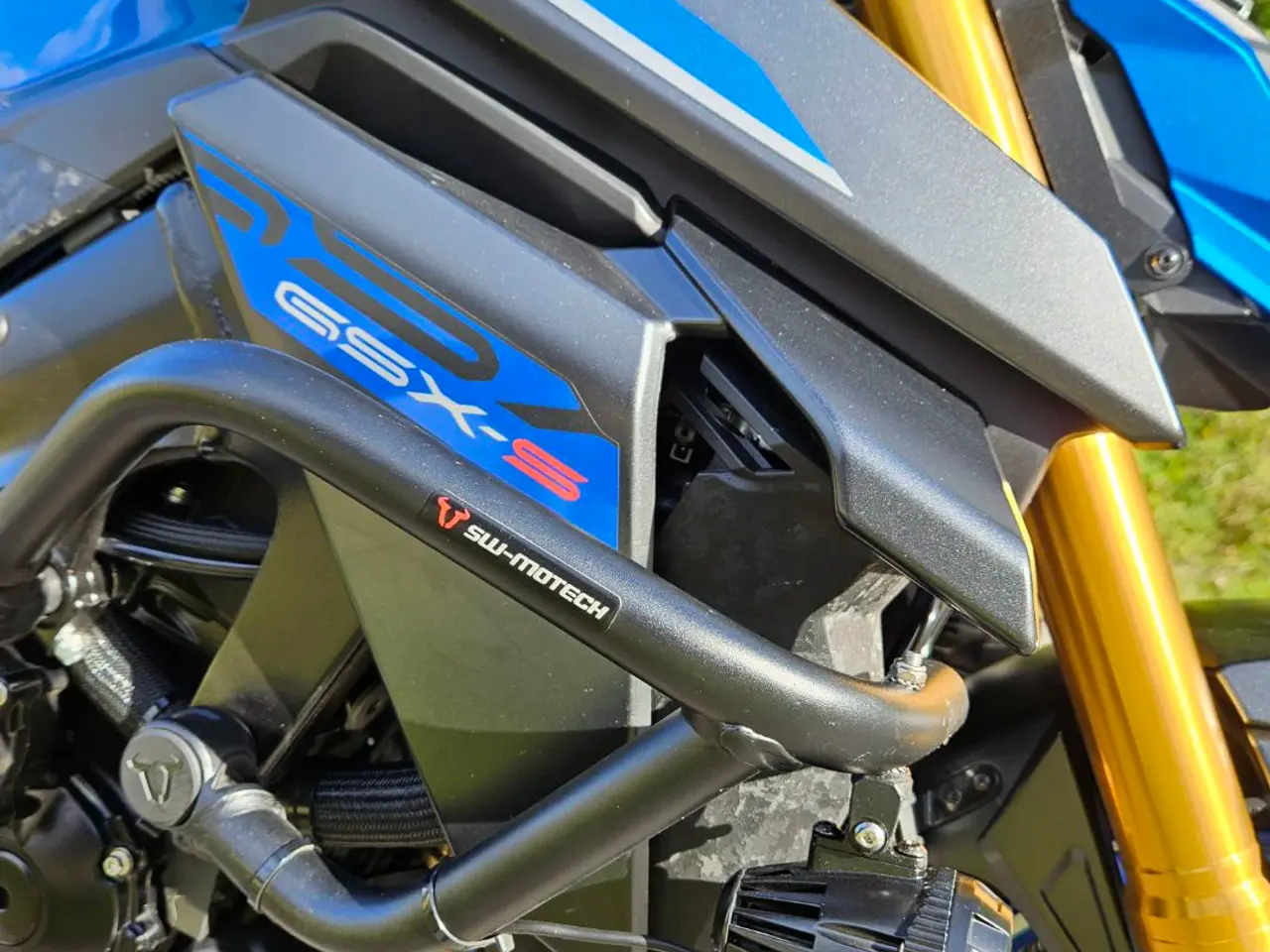 Billede 4 - Suzuki GSXS 1000 sælges.