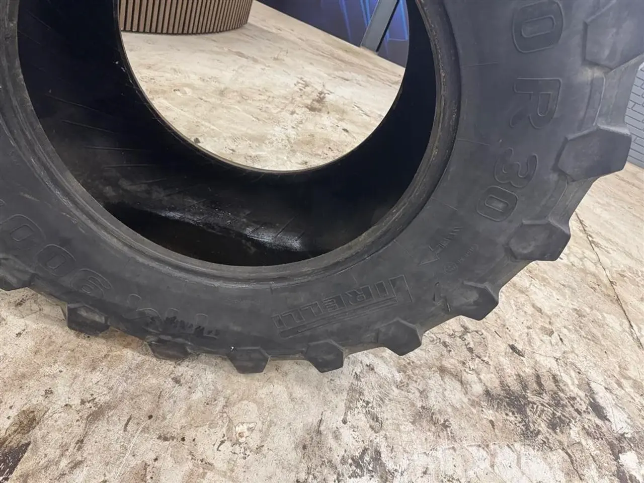 Billede 2 - Pirelli 600/70R30