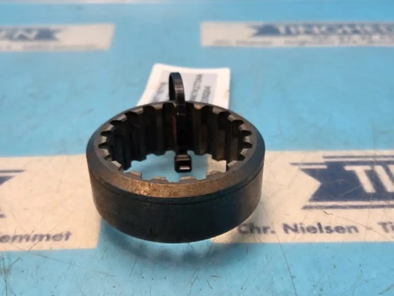 Billede 2 - New Holland 8340 Muffe F0NN7K272AA
