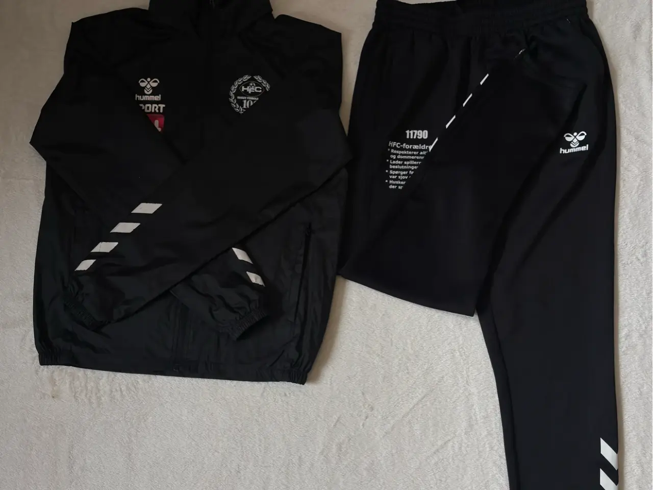 Billede 1 - Hummel HFC Træningssæt - Jakke (Str. S) & Bukser (