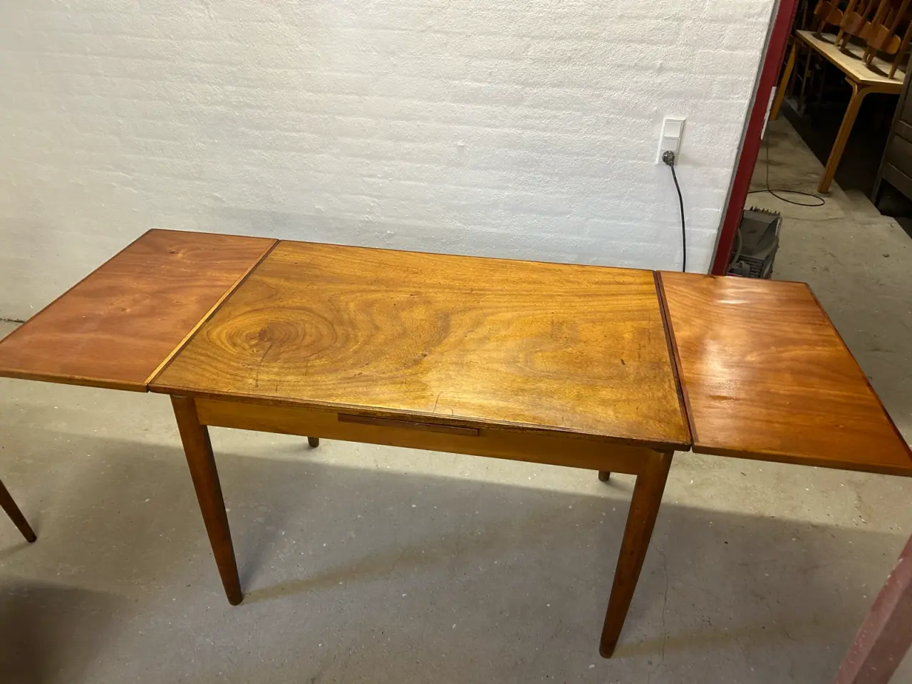 Billede 8 - Klassisk dansk udtræksbord i teak/palisander (1960