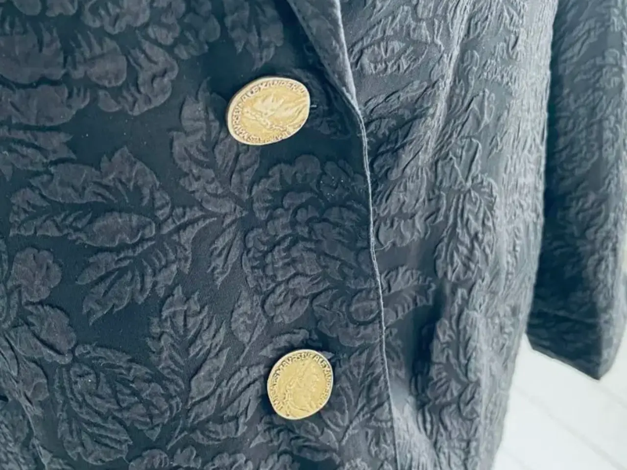 Billede 2 - Blazer i silke 