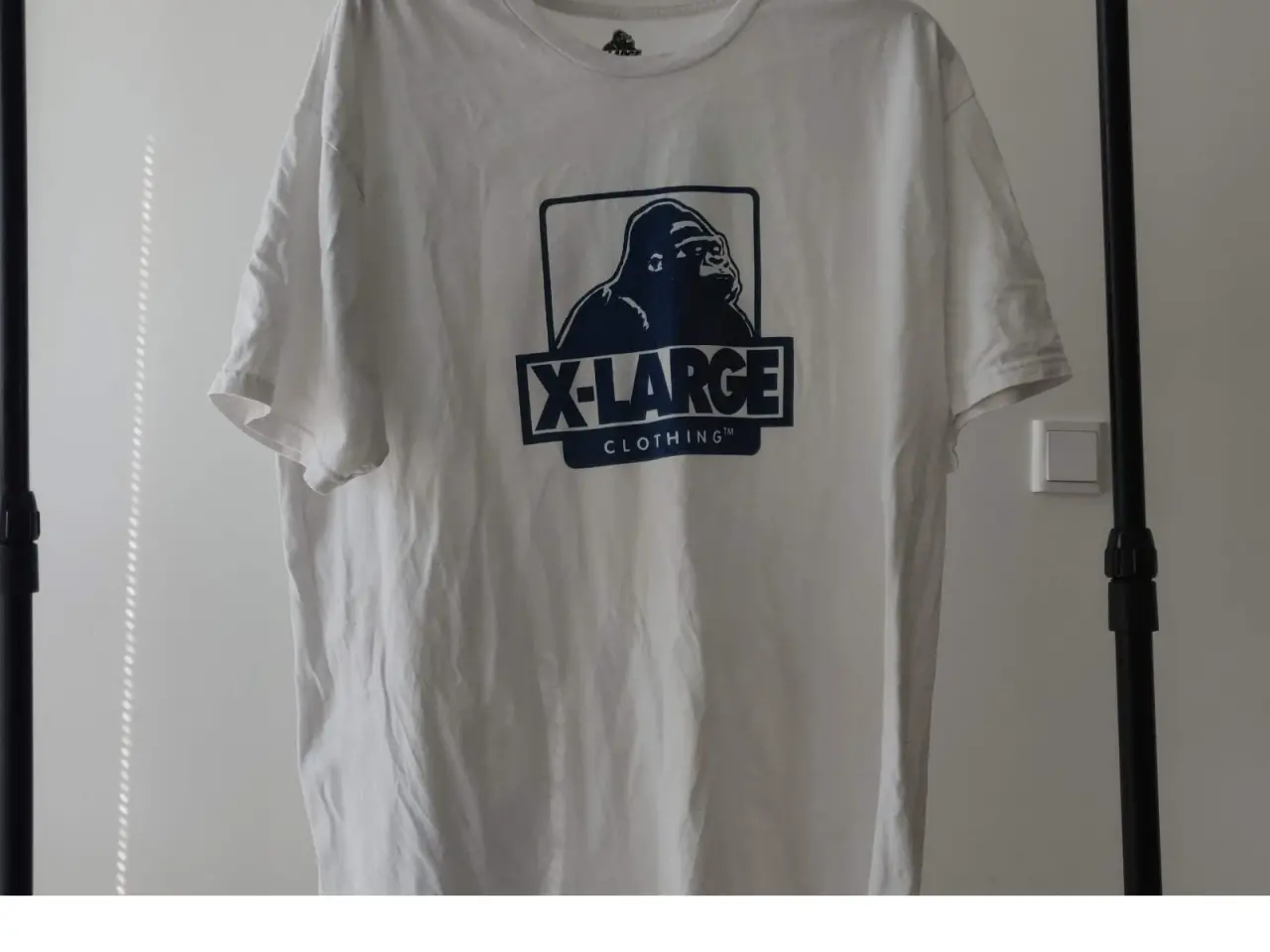 Billede 1 - X-large Ape Box logo T-shirt i hvid