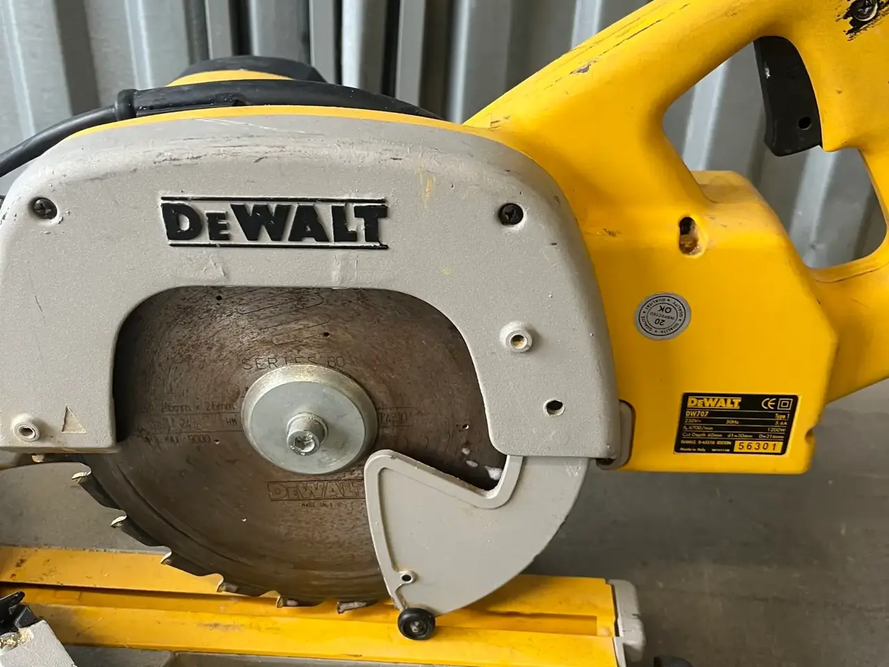 Billede 3 - DeWALT DW707 – Kap- og geringssav