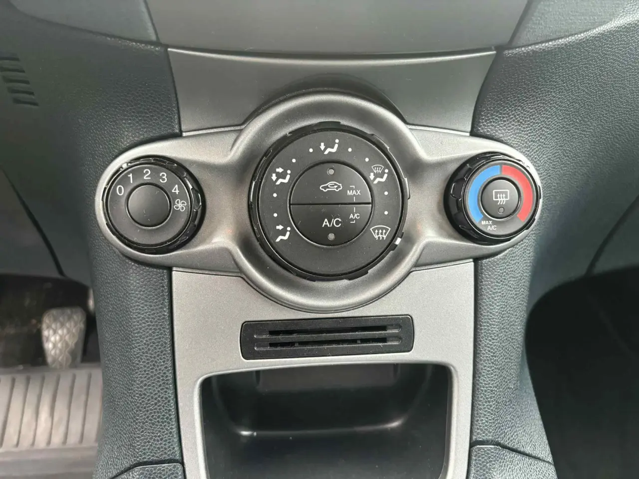 Billede 14 - Ford Fiesta 1,25 2011