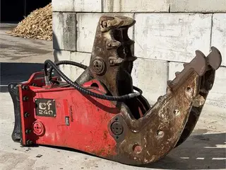 Promove CF240 - Machine size 20-30 tons