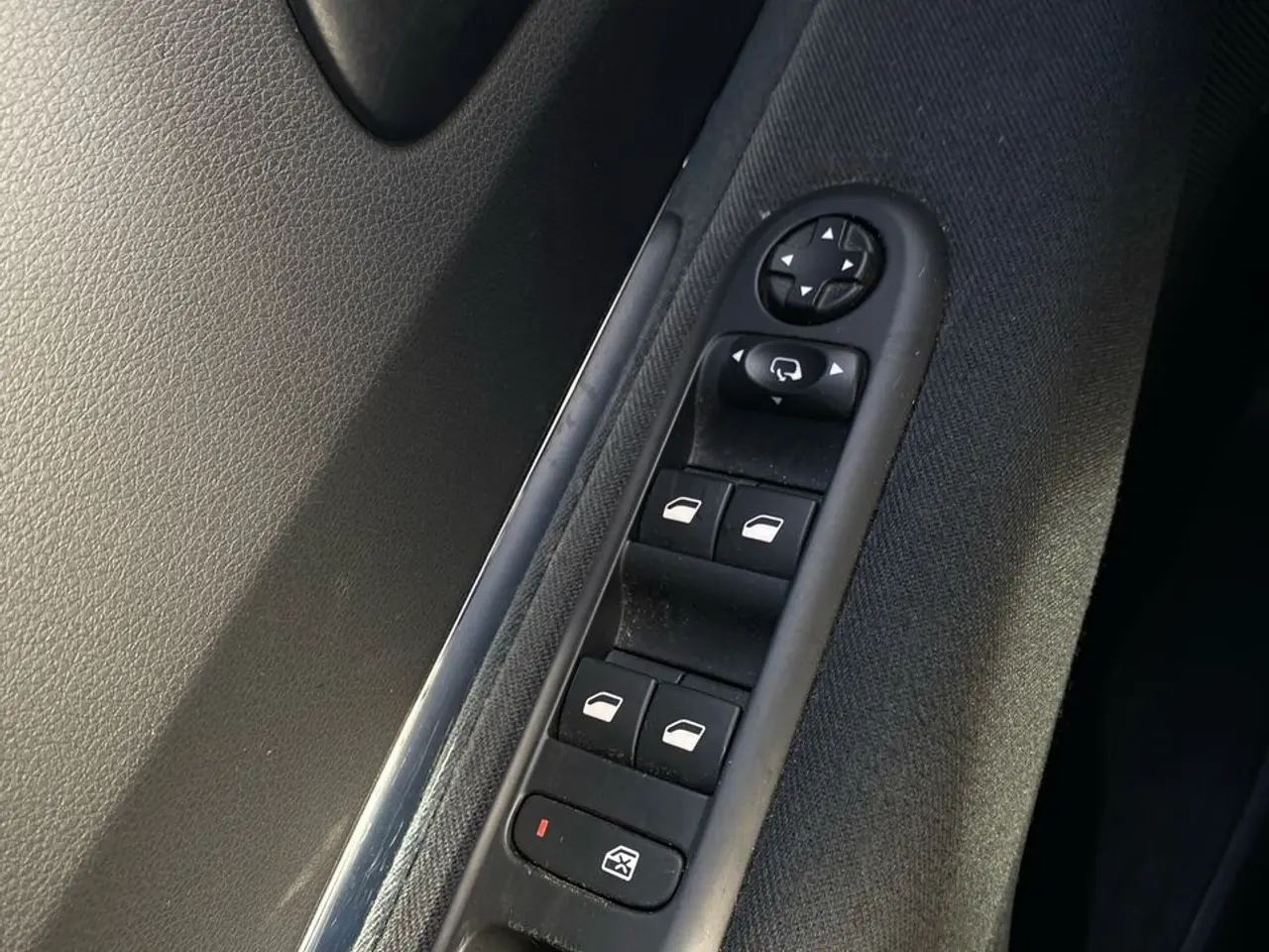 Billede 17 - Peugeot 3008 1,2 e-THP Active 130HK 5d 6g