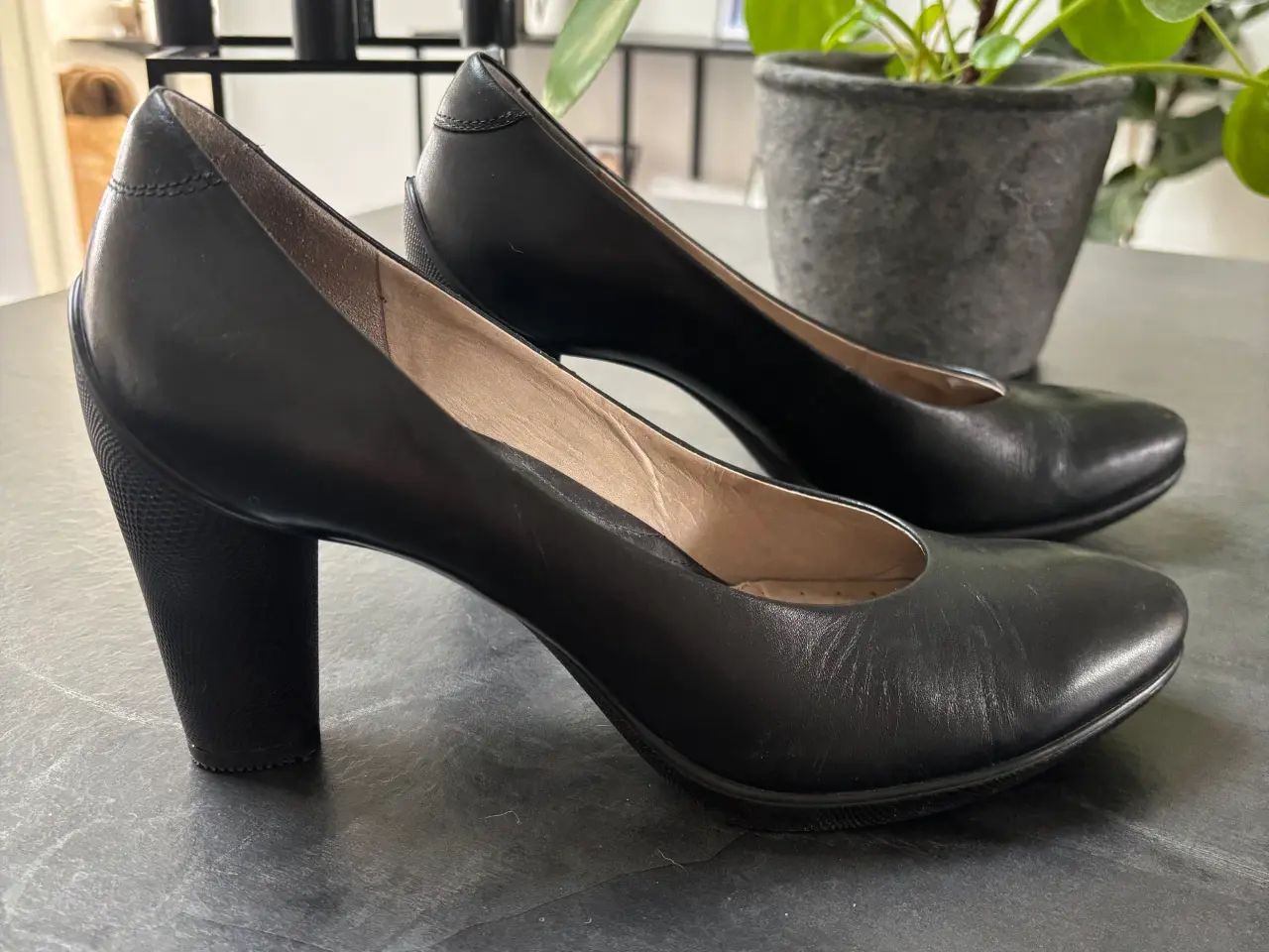 Billede 1 - Ecco læder pump str 41
