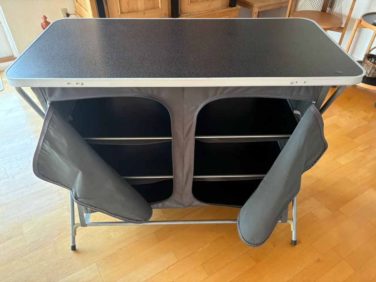 Billede 1 - Wecamp foldeskab.